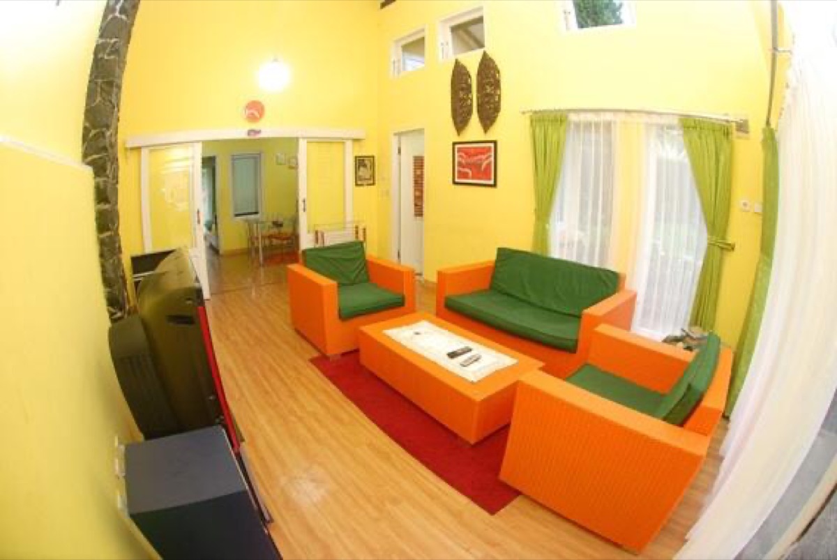 Villa ChavaMinerva Istana Bunga Lembang