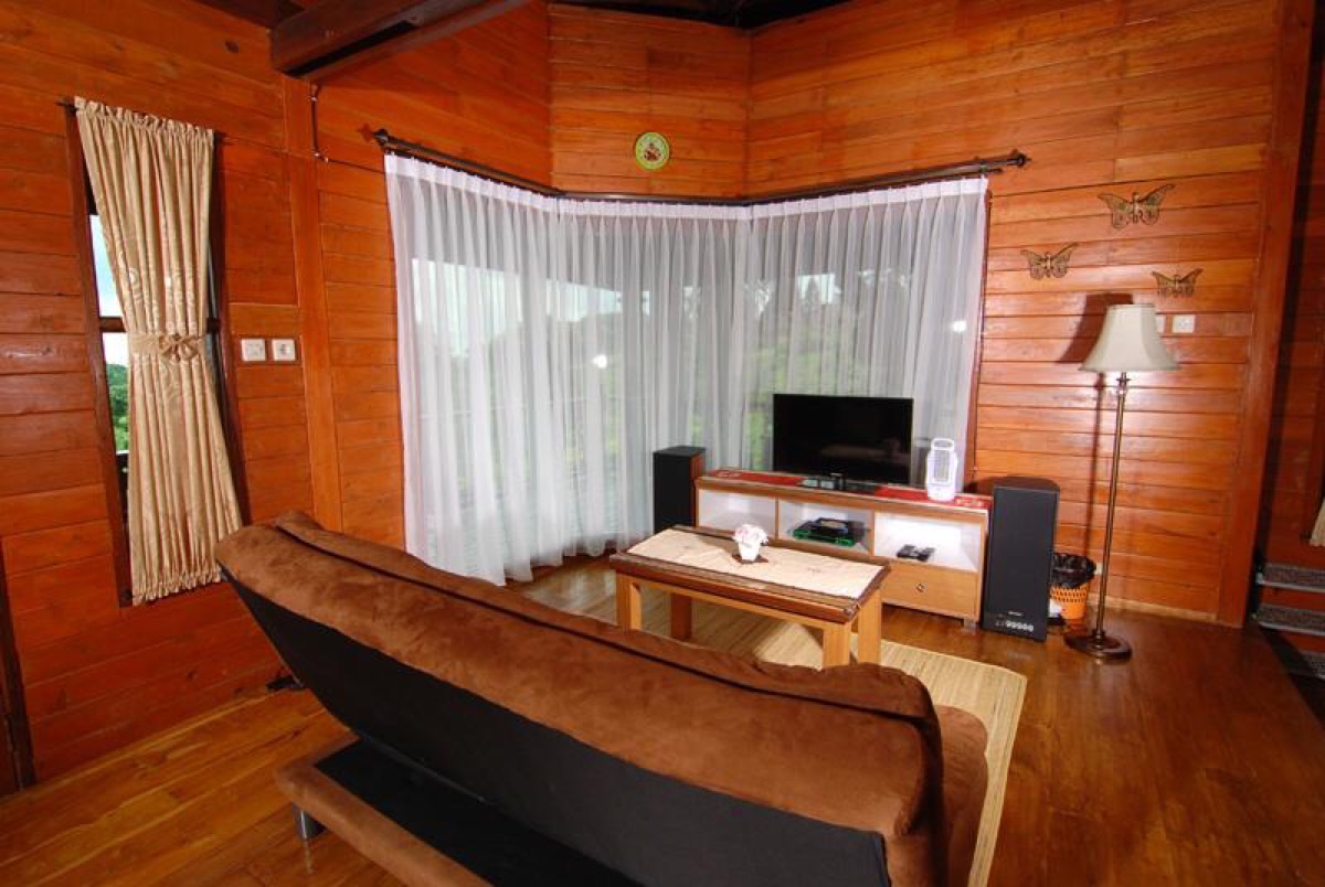 Villa ChavaMinerva Kayu Ciater Highland Resort